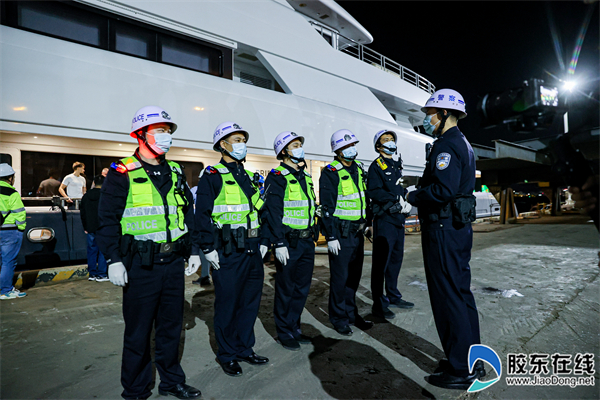 "亞洲Zui大游艇"來港!煙臺邊檢部門高效服務保障快速通關